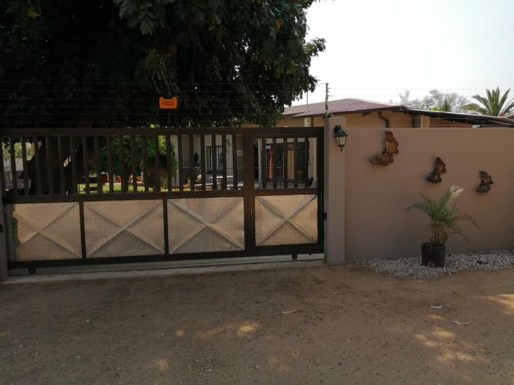 El-Kole Bed And Breakfast Tsumeb Zewnętrze zdjęcie